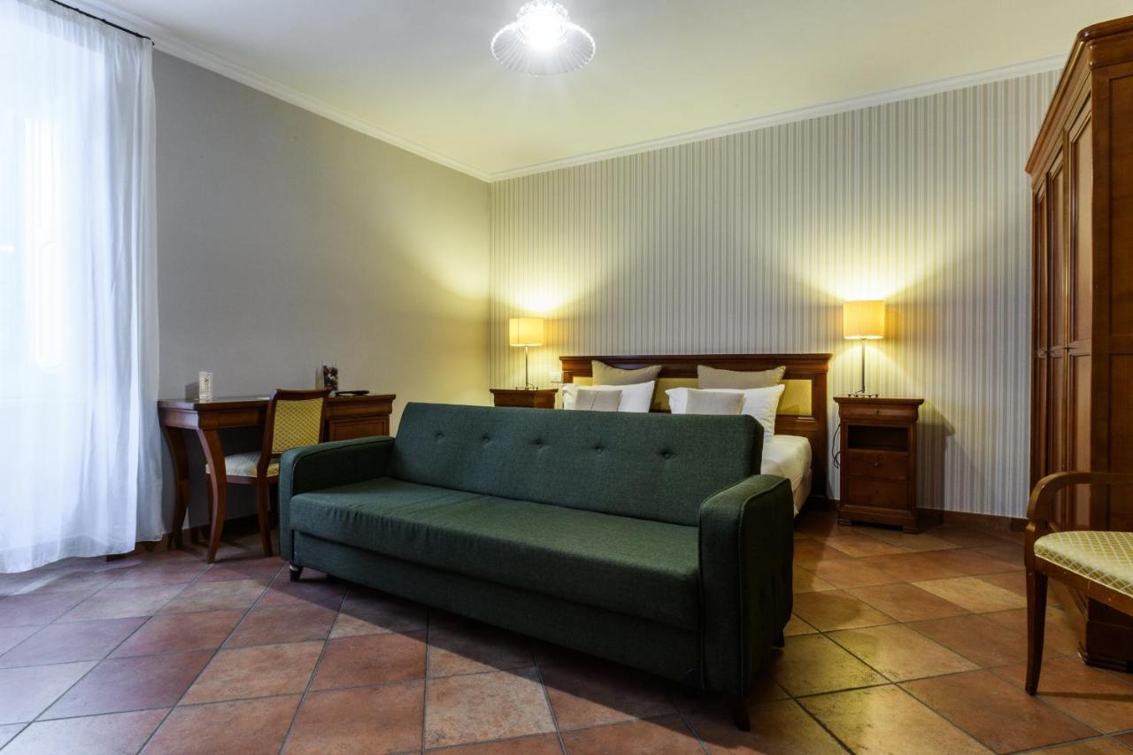 Cas'E Charming House Family Hotel Caserta Kültér fotó